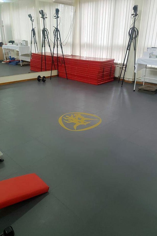 Ecotile 500/5 pod u sportskoj sali