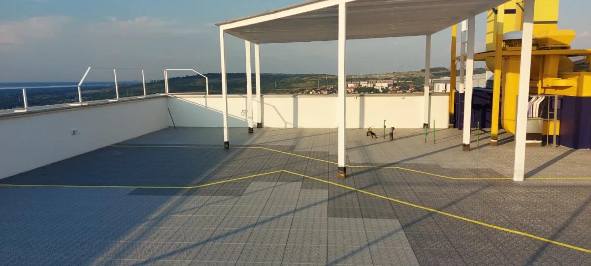 dekorativni pod za krov